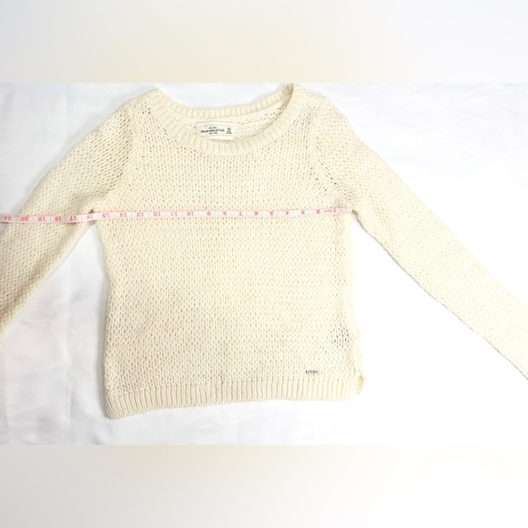 Abercrombie and Fitch Wool Blend Cropped Knit Sweater - Ivory/Cream - XS - Picture 8 of 12